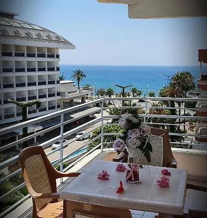 Hotel apartamentowy Palmen 3*
