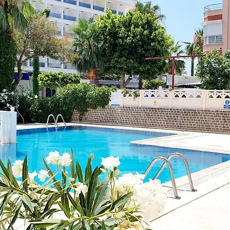 Palmen Hotel apartamentowy 3*