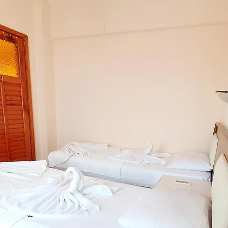 Palmen Aparthotel 3*