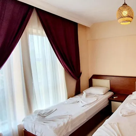 Palmen Aparthotel 3*