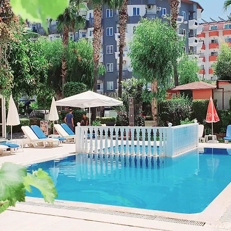 Apartahotel Palmen 2*